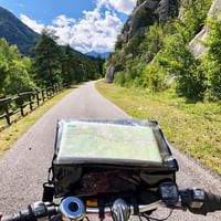 Fahrradfahrer am Alpe Adria Radweg