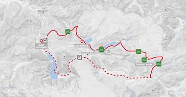 Topografische kaart met fietsroutes in de regio Ausseerland met rode doorgetrokken en gestippelde lijnen tussen Bad Goisern, Bad Aussee en Tauplitzalm.