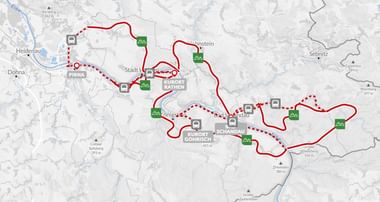 Kaart van de Malerweg wandelroute in rood met doorgetrokken en gestippelde lijnen, die Pirna, Stadt Wehlen en Kurort Rathen in Saksisch Zwitserland verbindt.