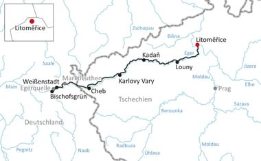Kaart met fietsroute van Weißenstadt, Duitsland via Cheb, Karlovy Vary, Kadaň en Louny naar Litoměřice, Tsjechië langs de Eger-Ohře rivier.