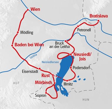 Kaart van Neusiedlersee fietsroute met rode route door steden als Wenen, Baden bei Wien, Rust en Mörbisch rond het blauwe meer.