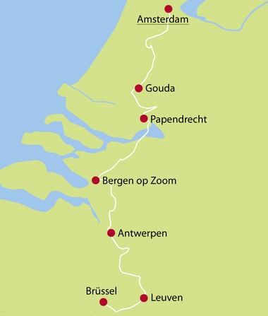 Kaart met fietsroute van Amsterdam naar Brussel via Gouda, Papendrecht, Bergen op Zoom, Antwerpen en Leuven met rode stippen voor steden.