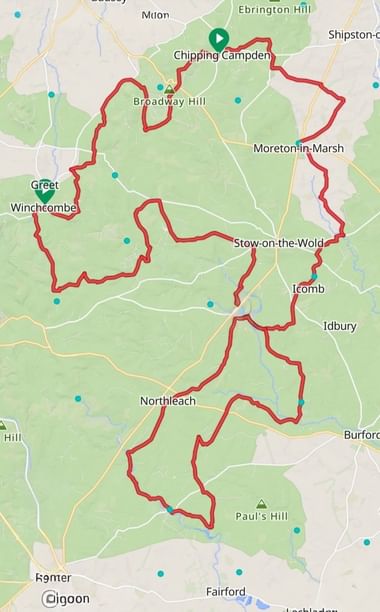 Kaart met rode fietsroute door de Cotswolds, langs Chipping Campden, Stow-on-the-Wold en andere dorpen gedurende 6 dagen.