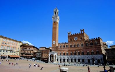 Piazza-del-Campo-de-Palazzo-siena-toscane
