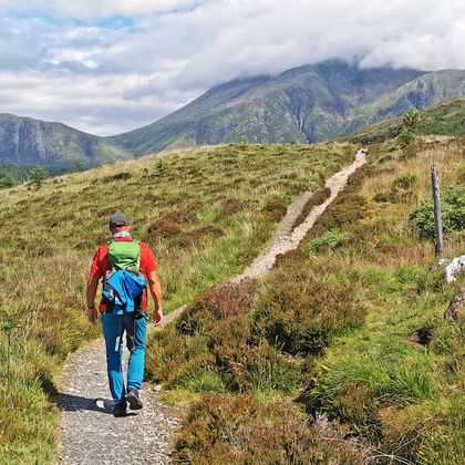 Hiking trail to Fort William