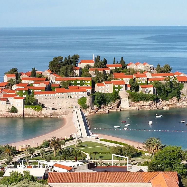 sveti-stefan-baai-kotor-montenegro